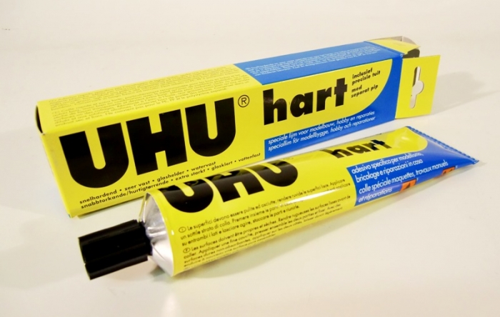 กาวหลอด UHU hart 116 ml (125 g)