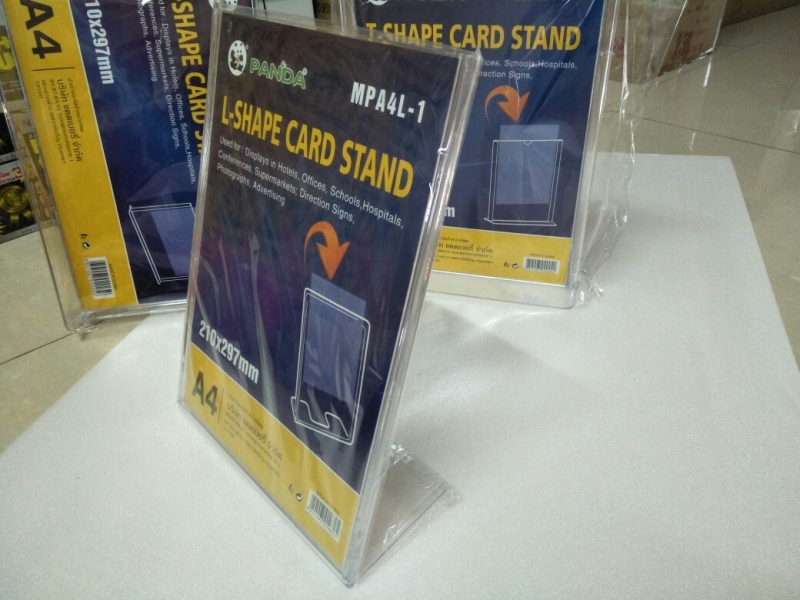 ป้ายชื่ออะคริลิค PANDA L-SHAPE CARD STAND MPA4L-1