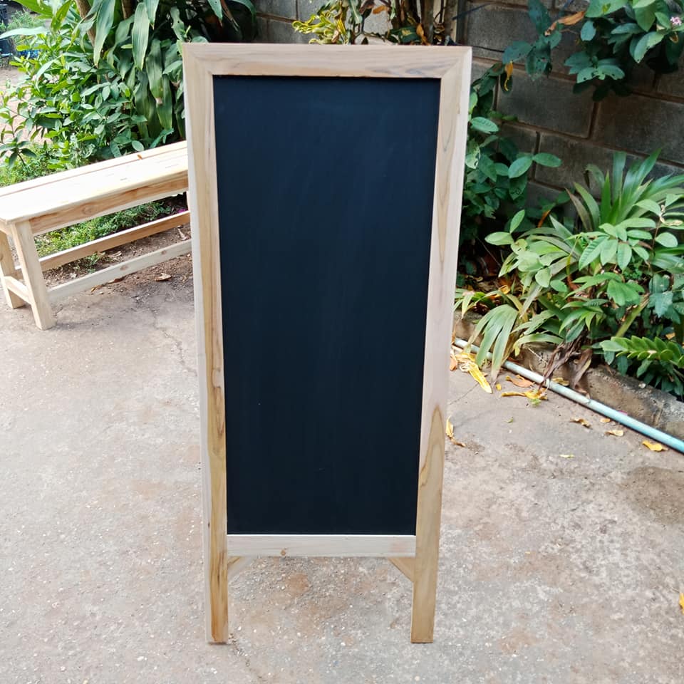 กระดานดำ 3 ขา ขนาดเล็กยาว 45x102 cm.